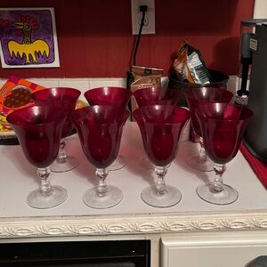 Elegant Red Wine Glass Set